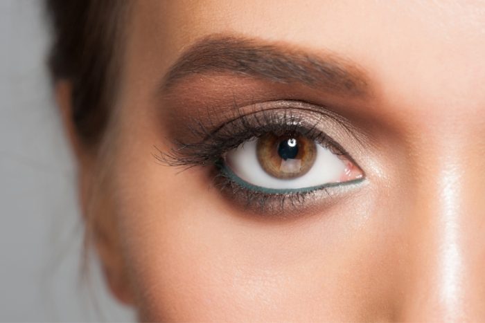 olhos marcantes Dicas de Maquiagem para Festa: Transforme Seu Visual